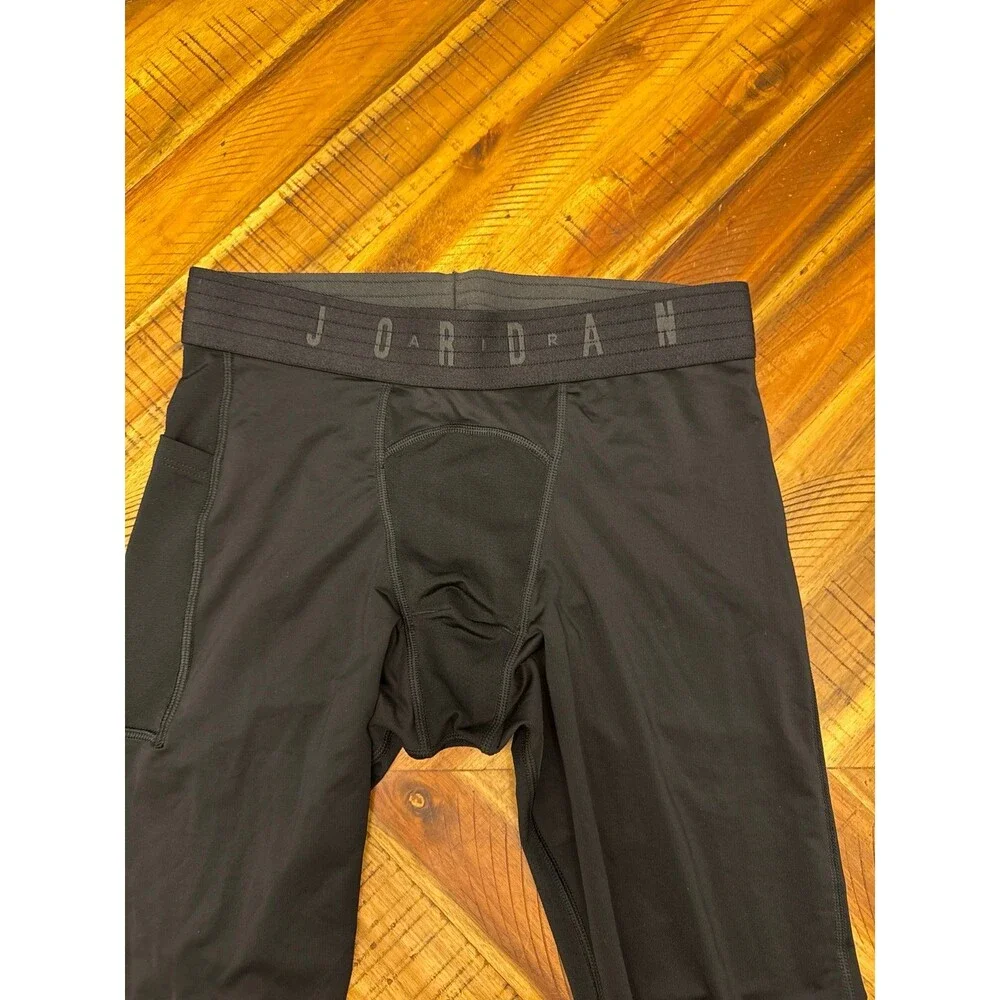 Jordan Sport 3/4 Tights Men’s Medium Black Dri-FIT Compression Pocket